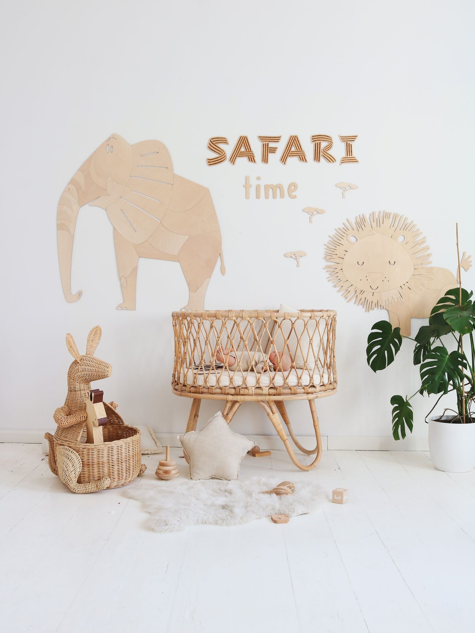 Safari Elephant – Wooden Wall Decoration