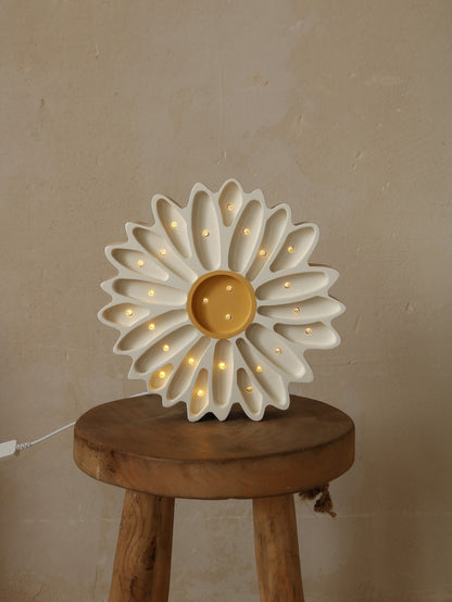 Little Lights Daisy Lamp