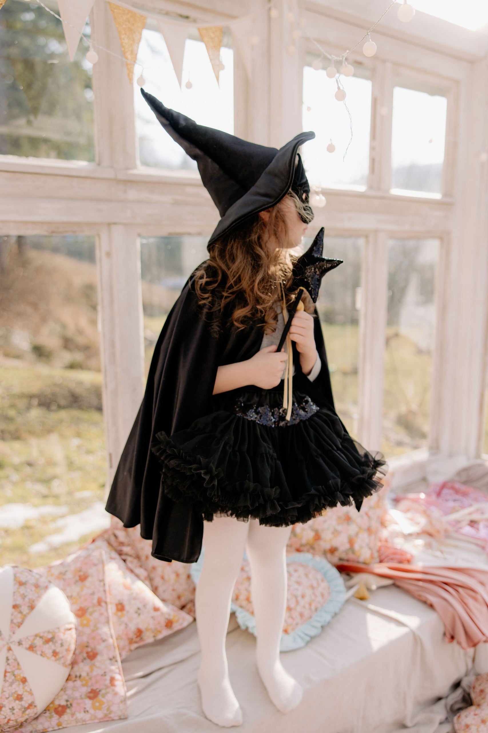 Magic Cape Costume - Black Riding Hood