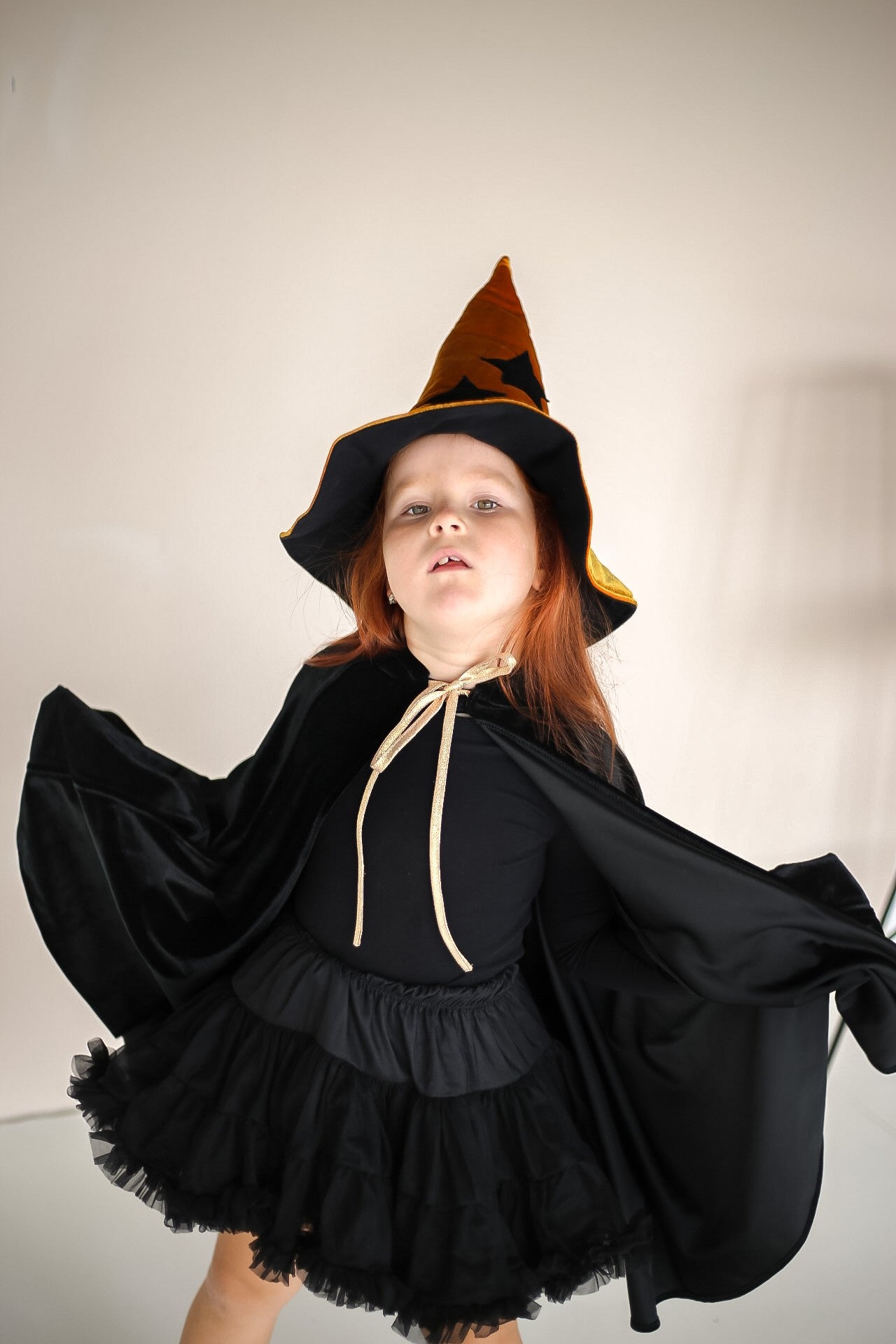 Magic Cape Costume - Black Riding Hood